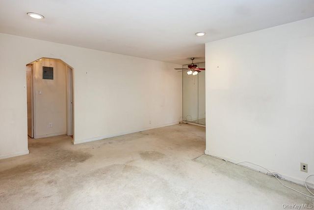 189-19 39th Avenue 118, Flushing, NY 11358