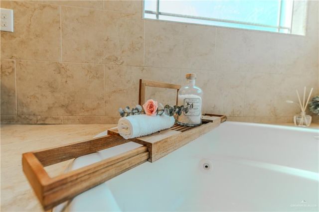 3204 Monroe Avenue, Edinburg, TX 78539