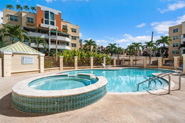 O-302 BAYSIDE COVE, San Juan, PR 00918