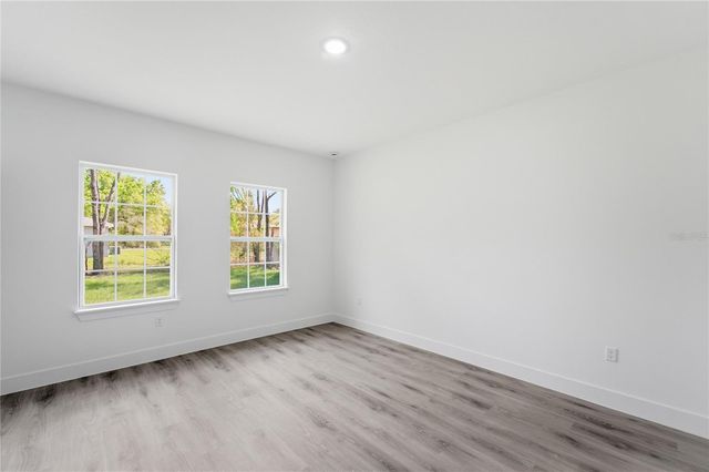 492 W UNION PLACE, Citrus Springs, FL 34434