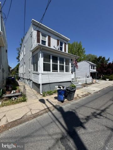 135 WESTMINSTER AVE, Gloucester City, NJ 08030