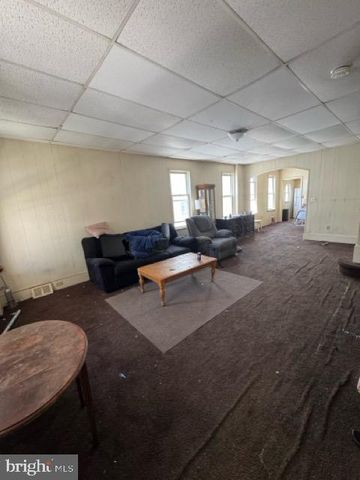 135 WESTMINSTER AVE, Gloucester City, NJ 08030