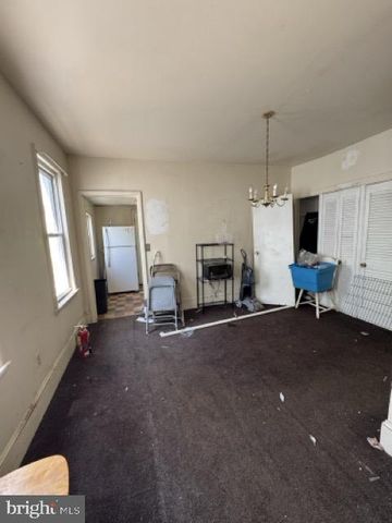 135 WESTMINSTER AVE, Gloucester City, NJ 08030