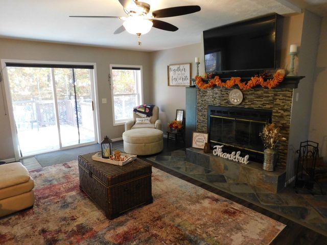 13360 Keller Avenue NE, Cedar Springs, MI 49319