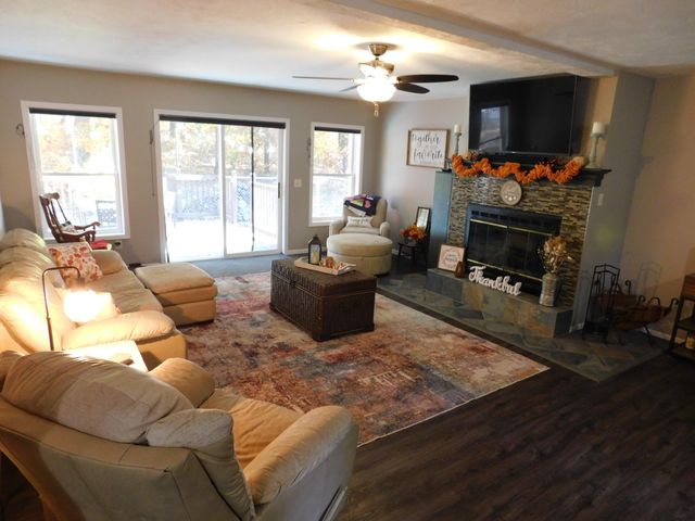 13360 Keller Avenue NE, Cedar Springs, MI 49319