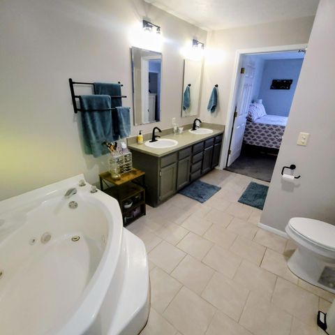 13360 Keller Avenue NE, Cedar Springs, MI 49319