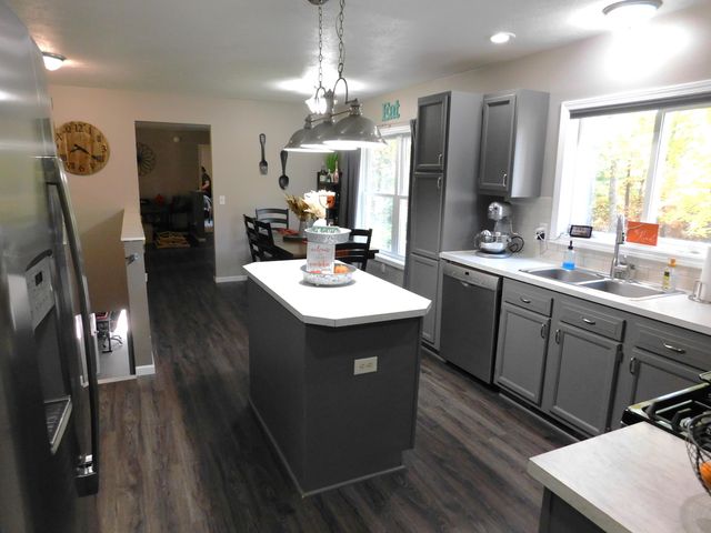 13360 Keller Avenue NE, Cedar Springs, MI 49319