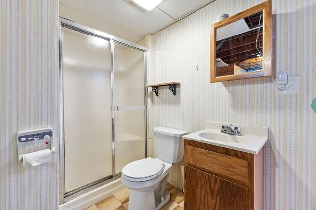 5801 Orchard Avenue N, Crystal, MN 55429