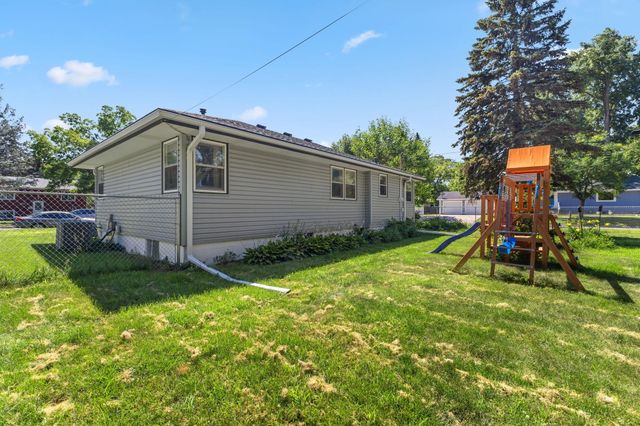 5801 Orchard Avenue N, Crystal, MN 55429