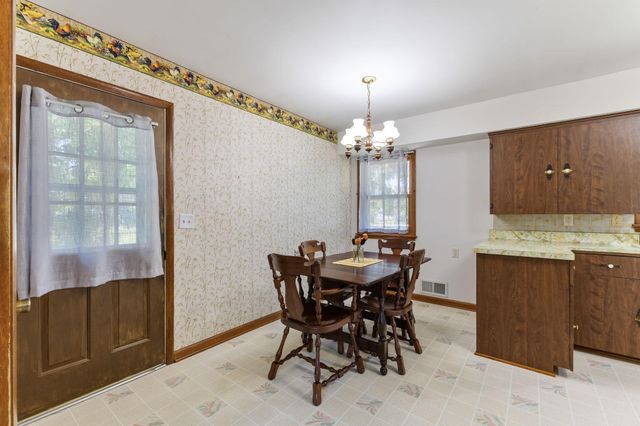 5801 Orchard Avenue N, Crystal, MN 55429