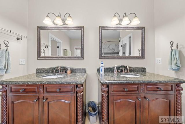 9232 N Mapleview Drive, Idaho Falls, ID 83401