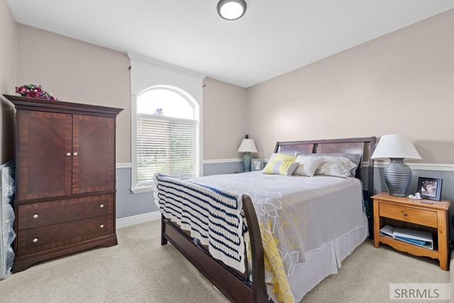 9232 N Mapleview Drive, Idaho Falls, ID 83401
