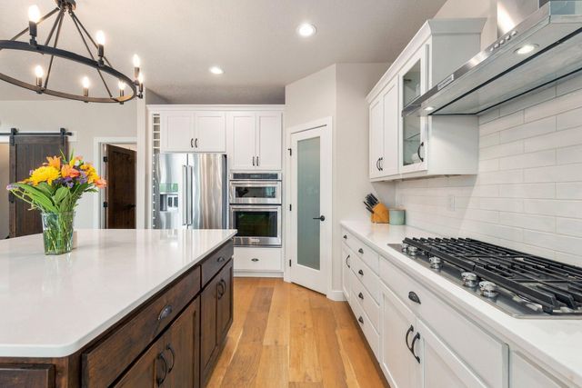 2815 PYLE Lane E, West Fargo, ND 58078