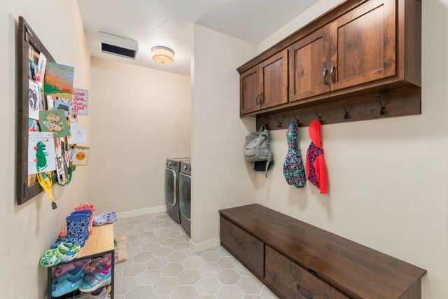 2815 PYLE Lane E, West Fargo, ND 58078