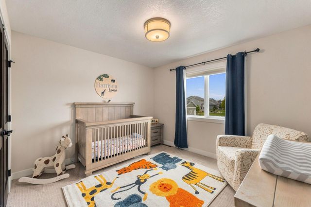 2815 PYLE Lane E, West Fargo, ND 58078