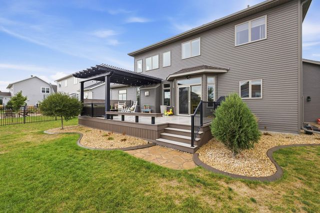 2815 PYLE Lane E, West Fargo, ND 58078