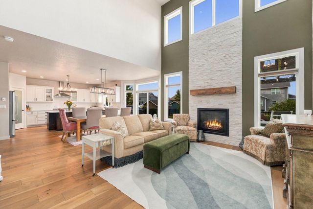 2815 PYLE Lane E, West Fargo, ND 58078