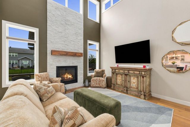 2815 PYLE Lane E, West Fargo, ND 58078