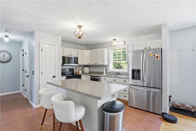 10 DARTON Street, Coventry, RI 02816