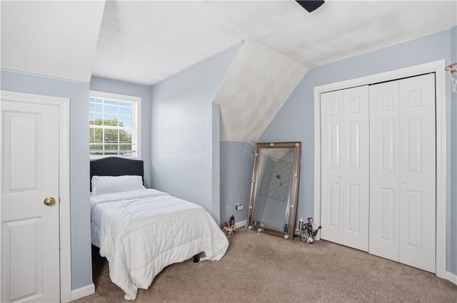 10 DARTON Street, Coventry, RI 02816