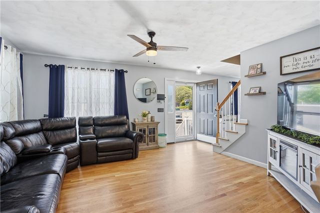 10 DARTON Street, Coventry, RI 02816