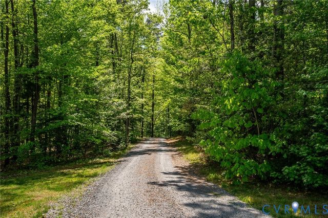 2964 Stone Creek Dr, Goochland, VA 23153