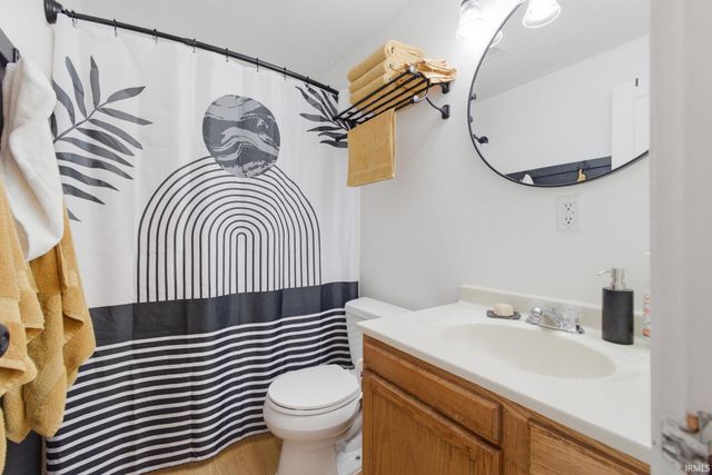 2520 Normandy Drive, Mishawaka, IN 46545