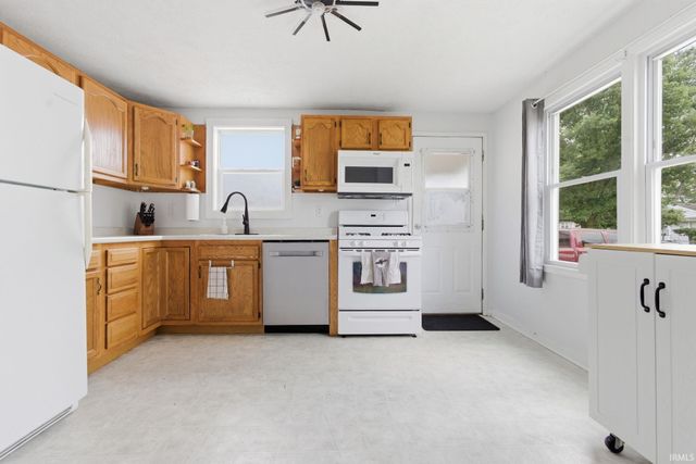 2520 Normandy Drive, Mishawaka, IN 46545