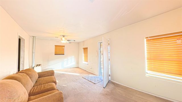 2915 Creston Drive, Houston, TX 77026