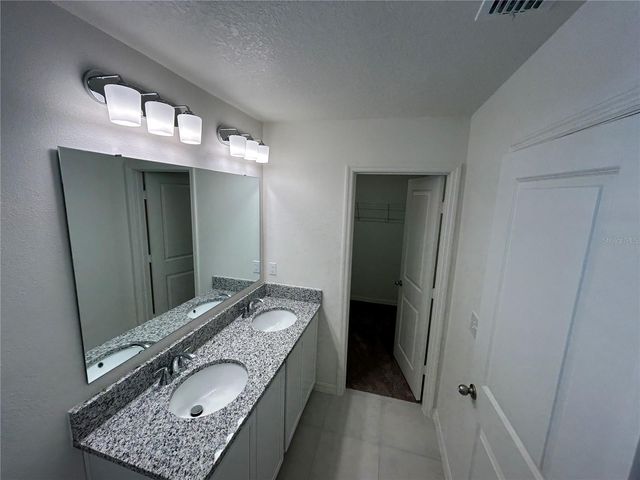 718 OVERPOOL AVENUE, Davenport, FL 33896