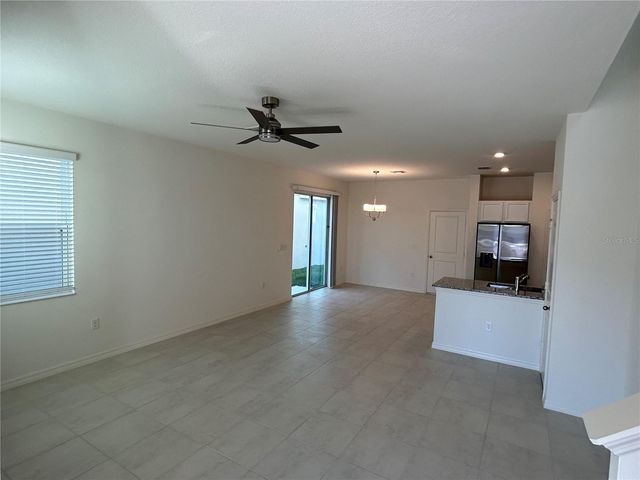 718 OVERPOOL AVENUE, Davenport, FL 33896