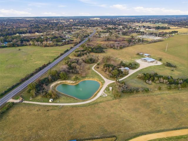 25062 Highway 159, Hempstead, TX 77445