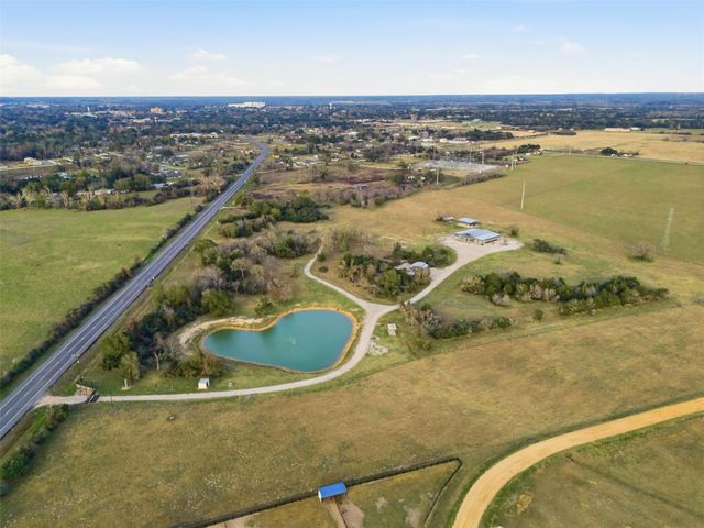 25062 Highway 159, Hempstead, TX 77445