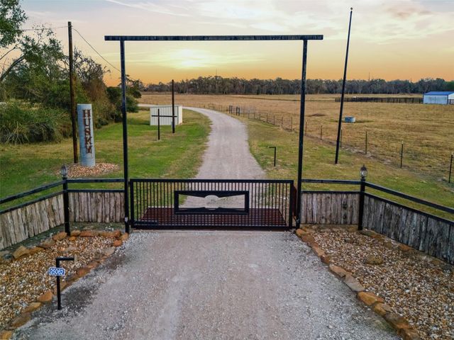25062 Highway 159, Hempstead, TX 77445