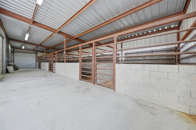 25062 Highway 159, Hempstead, TX 77445