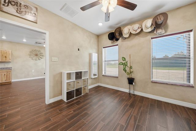 25062 Highway 159, Hempstead, TX 77445