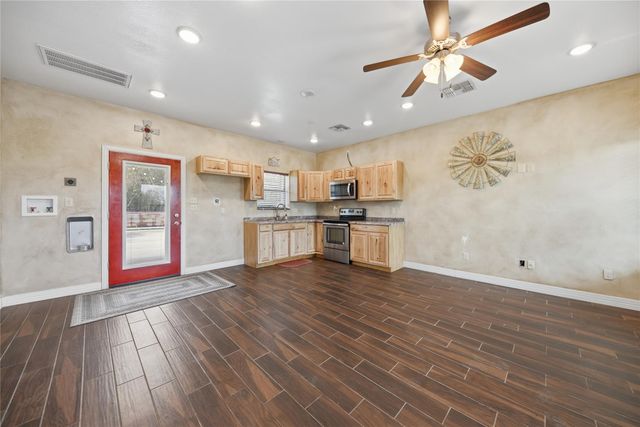 25062 Highway 159, Hempstead, TX 77445