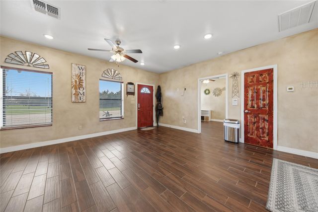 25062 Highway 159, Hempstead, TX 77445