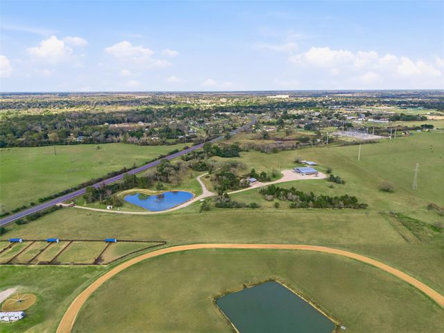 25062 Highway 159, Hempstead, TX 77445