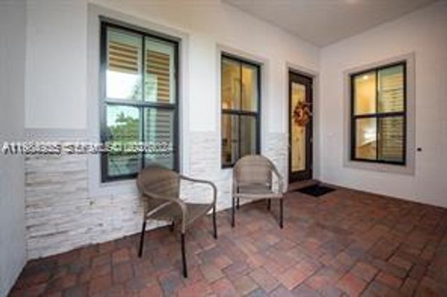 7637 S Blue Spring Dr 7637, Parkland, FL 33067