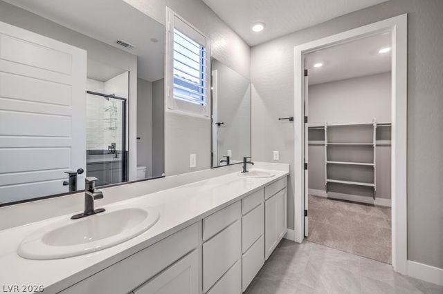 70 Lake Bluff Court, Henderson, NV 89011