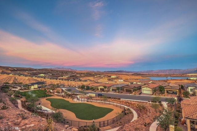 70 Lake Bluff Court, Henderson, NV 89011