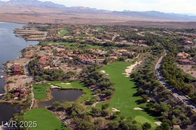 70 Lake Bluff Court, Henderson, NV 89011