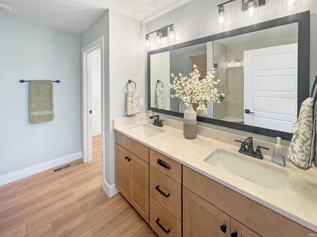 4321 Chaska Drive, Evansville, IN 47725