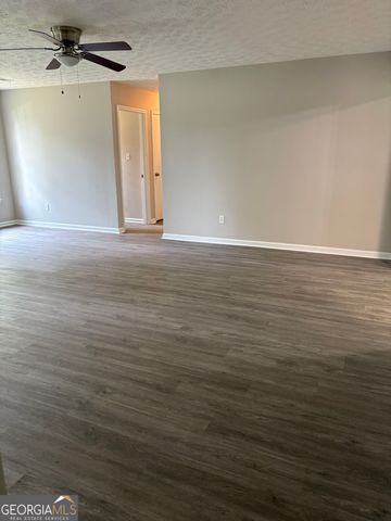 6103 Chaseland Drive, Rex, GA 30273