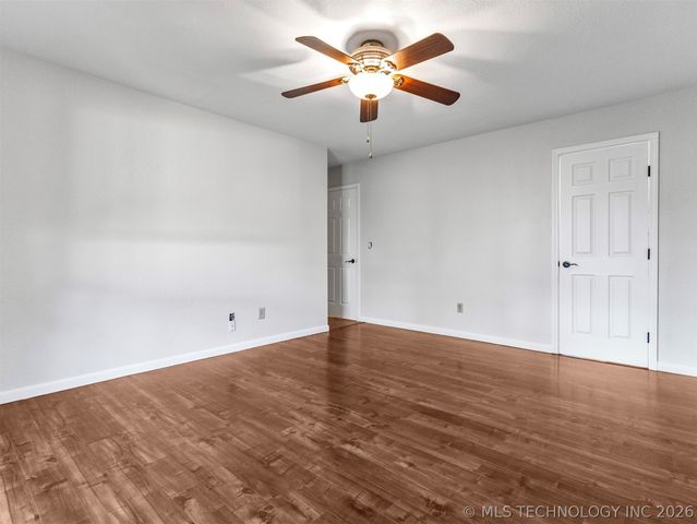 8715 S 65th East Place, Tulsa, OK 74133