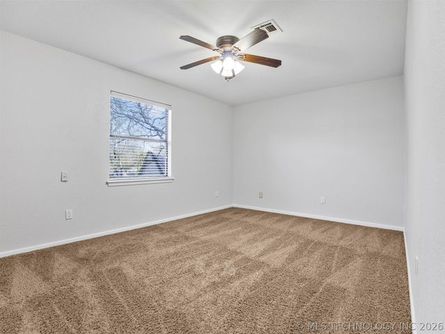 8715 S 65th East Place, Tulsa, OK 74133