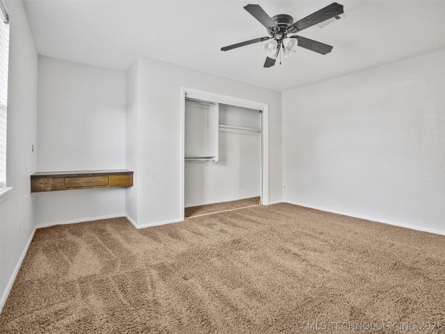 8715 S 65th East Place, Tulsa, OK 74133