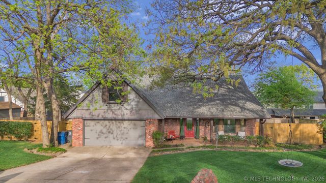 8715 S 65th East Place, Tulsa, OK 74133