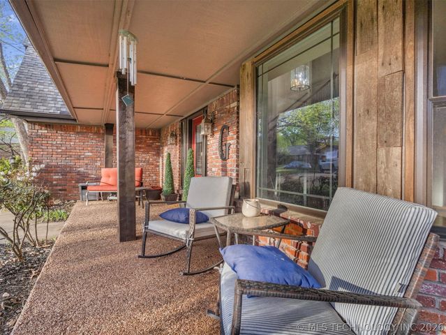 8715 S 65th East Place, Tulsa, OK 74133
